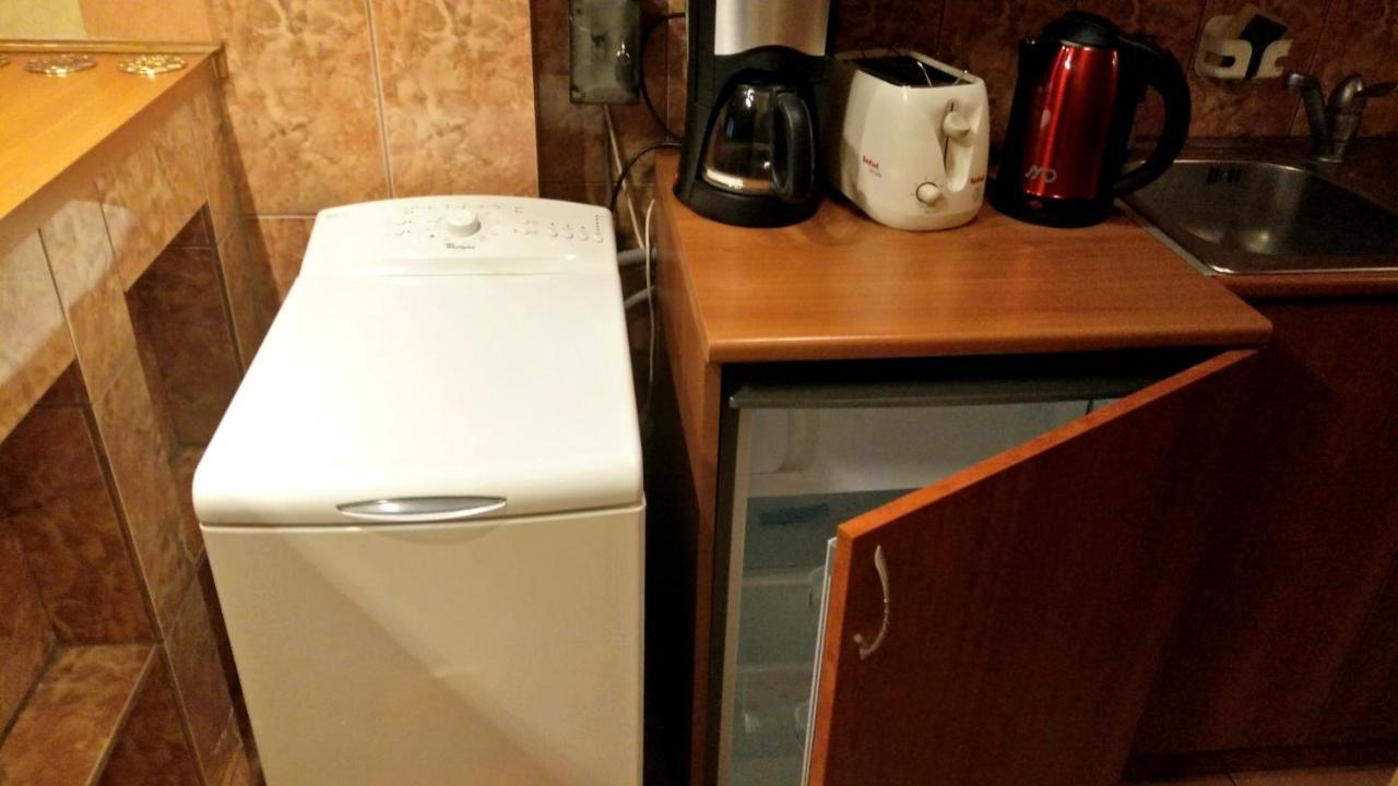 Rompromo Plus Accommodation Bucarest Extérieur photo
