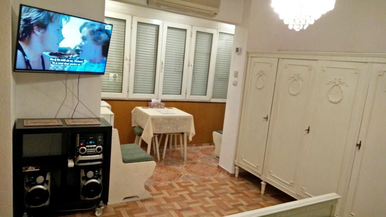 Rompromo Plus Accommodation Bucarest Extérieur photo