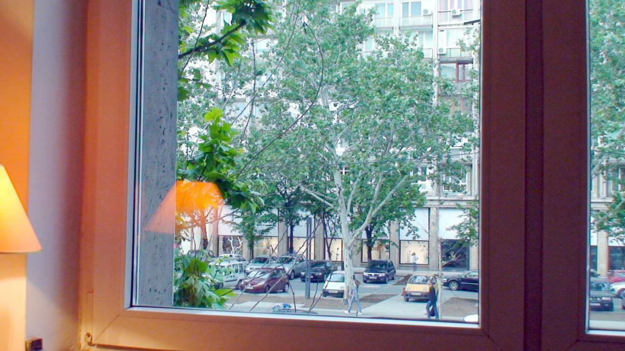 Rompromo Plus Accommodation Bucarest Extérieur photo
